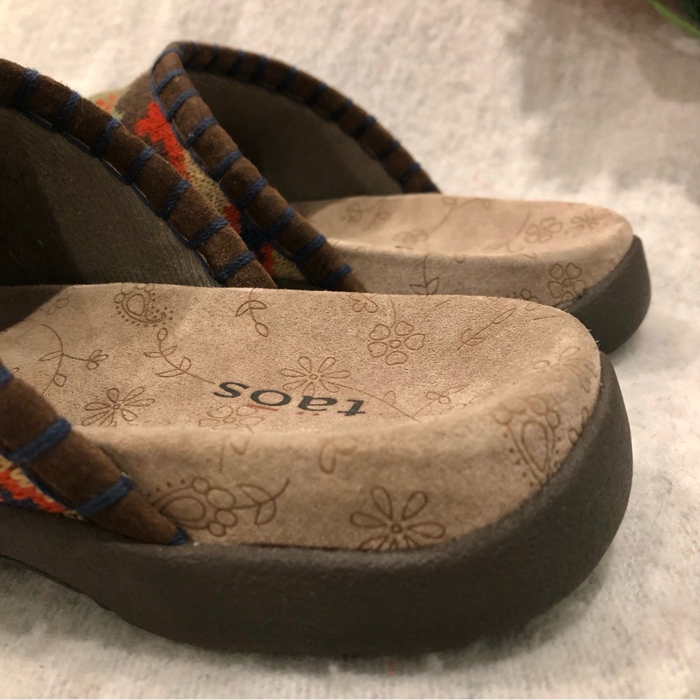 NWOT - Taos Multi-Colored Sweater Clogs - Picture 4 of 16